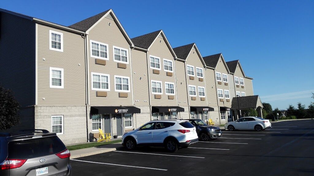 Quality Inn & Suites Amsterdam Fredericton Exterior photo
